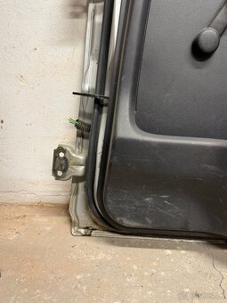 Suzuki Ignis 03-08, zadní dveře - 7