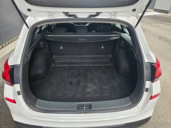 Hyundai i30 kombi 1.6crdi 85kw r.v 10/2020 kamera 2xklič -ČR - 7