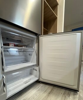 Lednice Gorenje N619EAXL4, 207/97 l, stáří 3 roky - 7