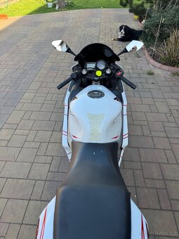 Honda CBR 600f - 7