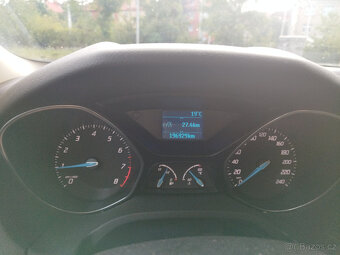 Ford Focus III kombi 1,6i 77 kw, manuální převodovka - 7