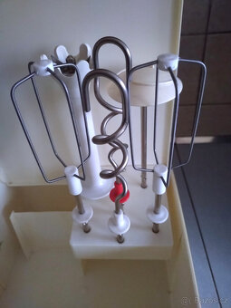 elektrický ruční šlehač, mixér ETA 1042 s doplňky - 7
