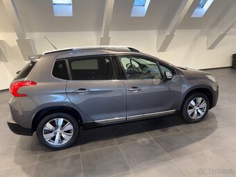 Peugeot 2008 1.2 PureTech 60 kW Allure nová STK a servis - 7