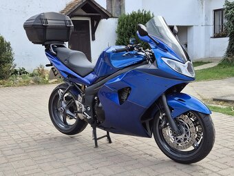 Triumph Sprint ST 1050 - 7