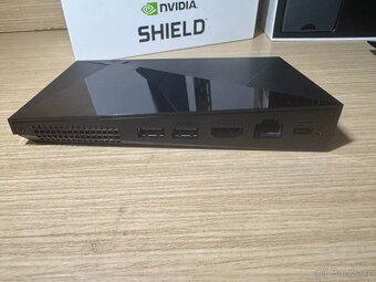 NVIDIA Shield TV – 4K Smart TV Streaming Box – výborný stav - 7
