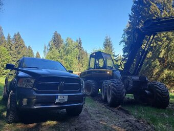 Dodge Ram 5.7 HEMI - 7