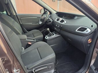 Benzínový Renault Scenic 1.4 Tce 2010 - 7
