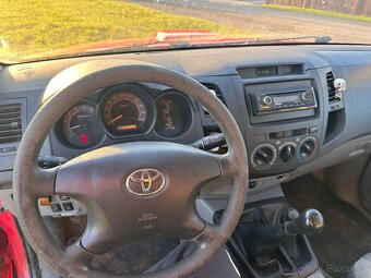 Toyota Hilux 2,5 - 7
