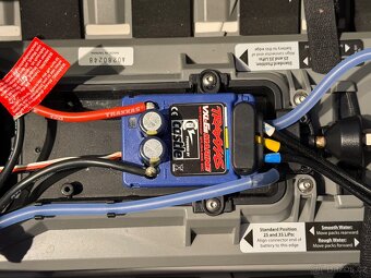 RC model lodi Traxxas M41 Widebody - 7