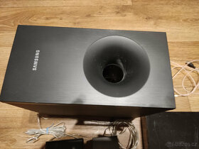 Domácí kino Samsung HT-J4200 s technologií 3D a Blu-Ray - 7
