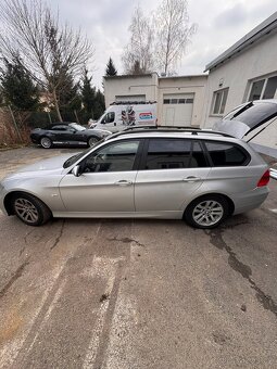 BMW E91 NA OPRAVU/NÁHRADNÍ DÍLY - 7