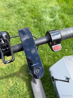 Koloběžka Xiaomi Mi Electric Scooter Pro 2 - 7