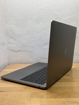 MacBook Pro 13" 2017 /8GB RAM/Intel i5/256GB SSD/ Záruka - 7