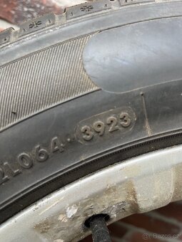 Sada Mercedes 255/50 r19 107V ET67 - 7