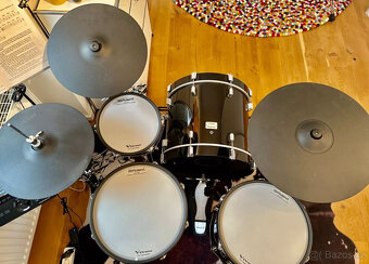 Elektronická bicí sada Roland VAD-504 KIT - jako nová- - 7