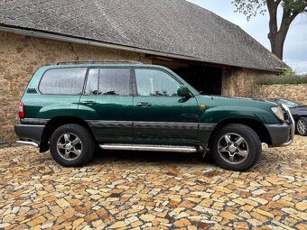 Toyota Land Cruiser HDJ100 4,2 - 7