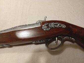 Dekorační replika pistole - 7