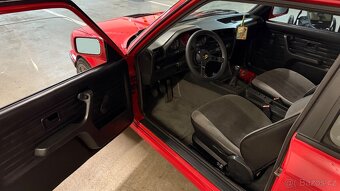 Bmw E30 V8 - Rezervace - 7