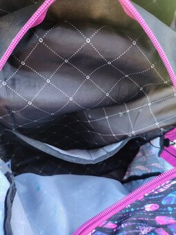 Školní batoh s motivem peří - 7