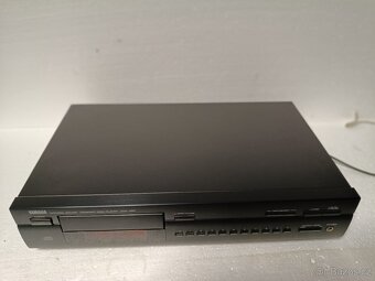 Yamaha CDX-490 CD přehrávač - 7