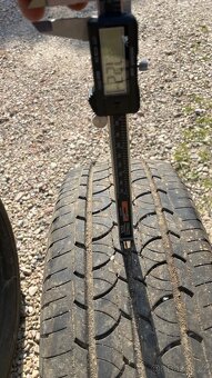 Pneu 205/65 R16 C - 7