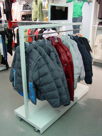 Prostorový stojan/štendr na textil - 7