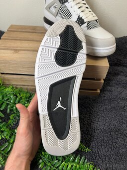 Air Jordan 4 Retro "Military" - 7