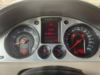 Volkswagen Passat B6 - 7