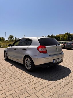 BMW e87 118i automat Praha - 7