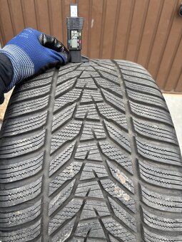 E63s AMG Mercedes R20 E63 AMG Alu Kola Zimní Hankook - 7