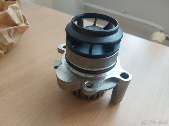 Vodní čerpadlo 2.0 TSI 147kw BWA - 7