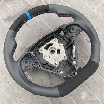 Bmw 5 F10/F11 nový kožený volant - 7