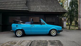 Volkswagen Golf MK1 Cabrio - 7