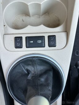Škoda Roomster 1.4 16V 59kw Klima Model 2008 - 7