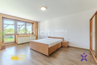 Prodej rodinného domu 5+1 333 m2, pozemek 2 555 m2 - Bzenec, - 7