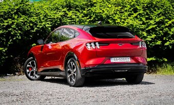 Ford Mustang Mach-E 273kw - 7