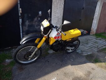 Yamaha XT 350 - 7