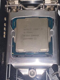 MB Asus Z270-A + 16 GB DDR4 + i5-7600K - 7