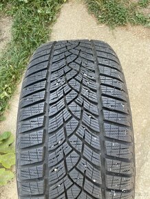Zimní pneu Goodyear 225/45/18 95 V - 7