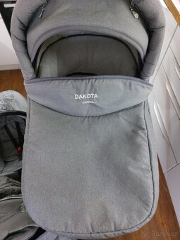 Kombinovaný kočárek + vajíčko - 7