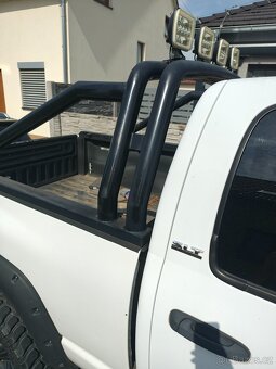 Dodge ram 1500 lifted mnoho úprav LPG  6ti místná kabina - 7