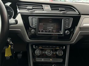 Volkswagen Touran 2.0 TDI Comfortline 110kw - 7