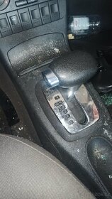 Volkswagen polo 1,4 i automatická převodovka - 7
