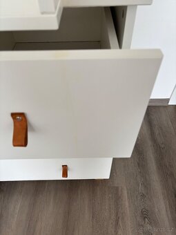 Prebalovaci pult s komodou - 7