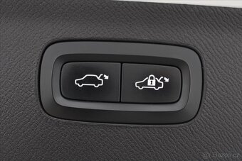 Volvo XC90 D5 173KW AWD INSCRIPTION 7MÍST (2018) - 7