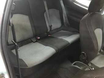 Peugeot 206 1,1 benzin 44kw/60k r.v. 2002 - 7