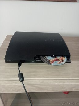 Prodám PlayStation 3 ve výborném stavu, + 8 her. - 7