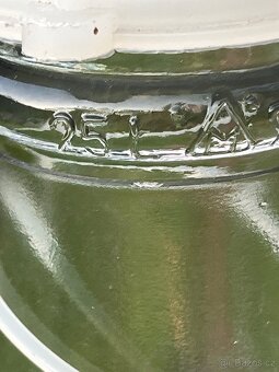 Skleněné nádoby – 25 l demižon + hnědá laboratorní láhev - 7