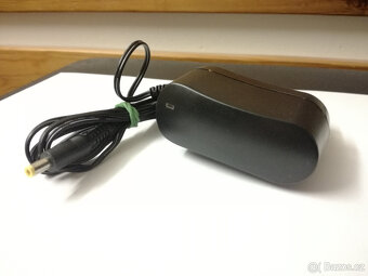 Napájecí adaptéry/nabíječky - 7