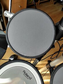 Roland V-Drums Lite HD-3 + Roland PM-03 - 7